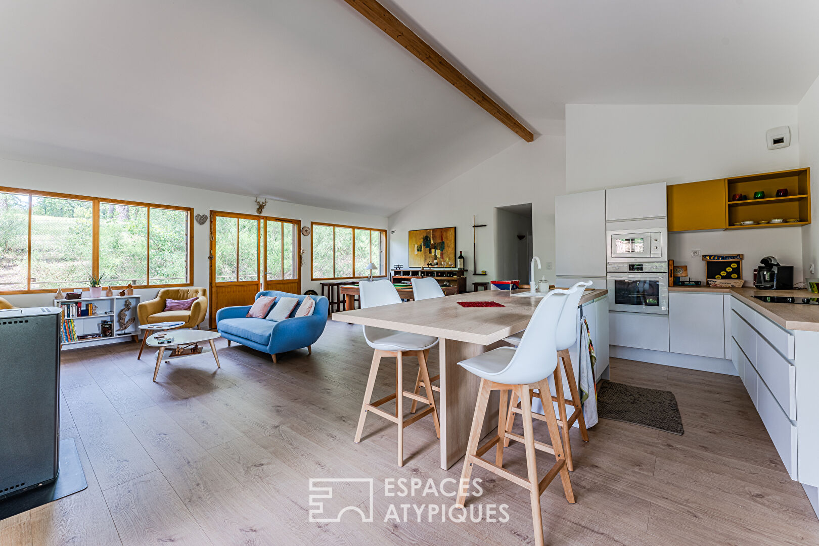 Maison perchée dans la nature à la lisière du Golf