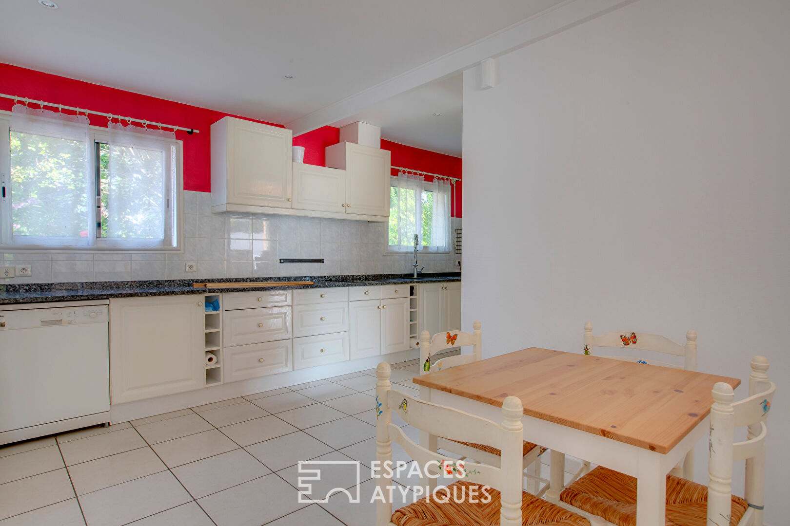 Maison familiale avec piscine, à deux pas de l’océan