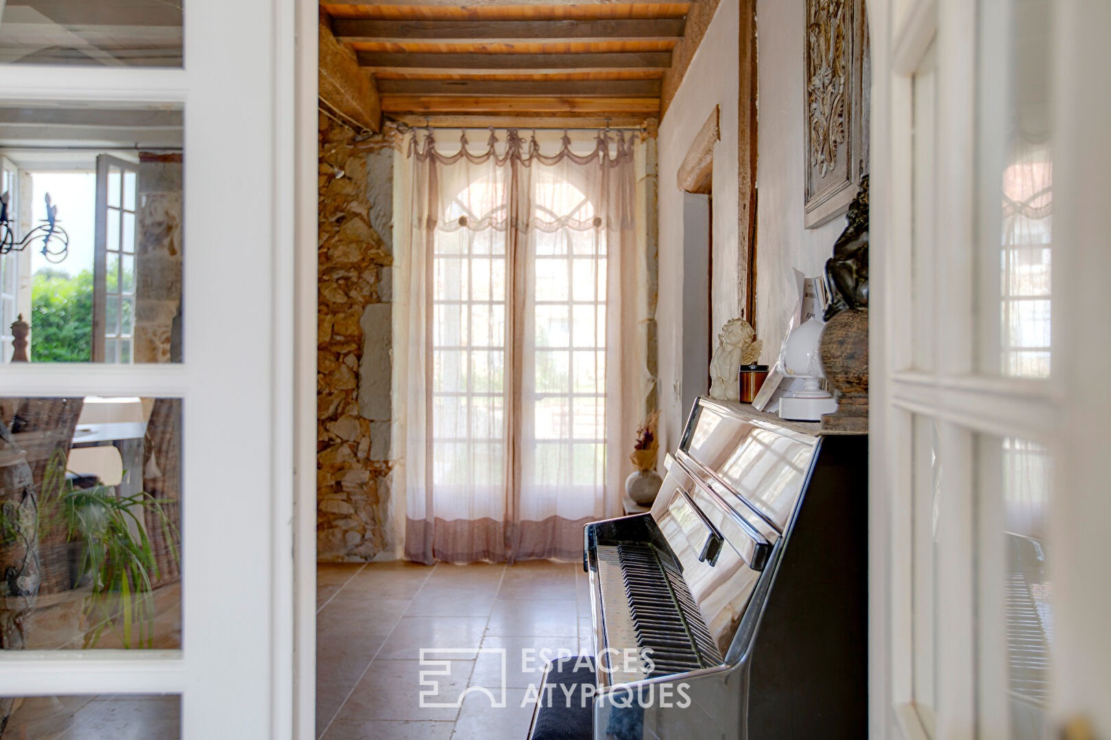 Charme absolu et prestations haut de gamme pour cette bastide de standing