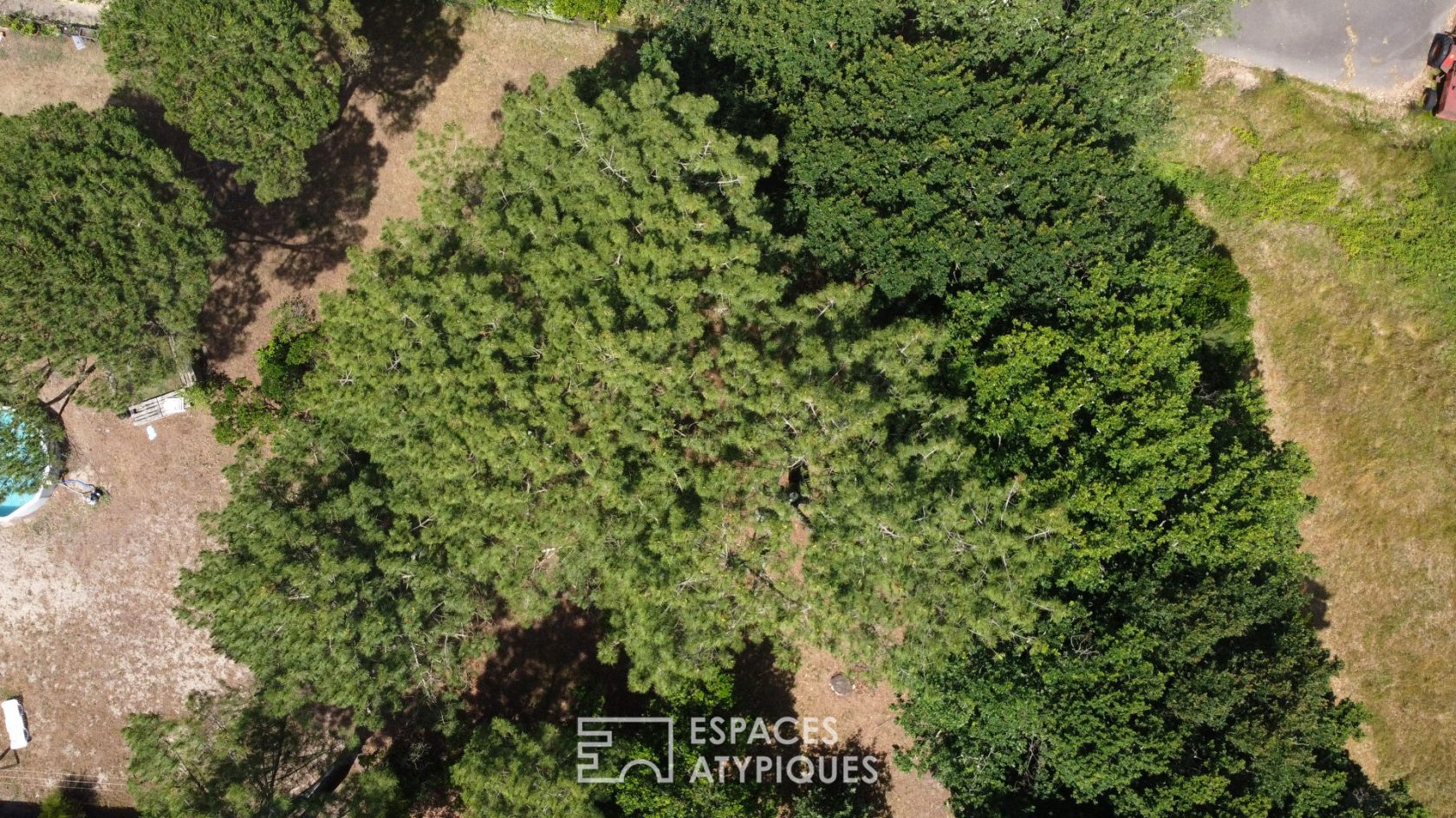 Terrain constructible à quelques pas des plages