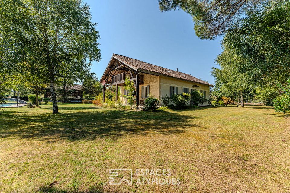 Authentique maison en pierre et son parc aboré