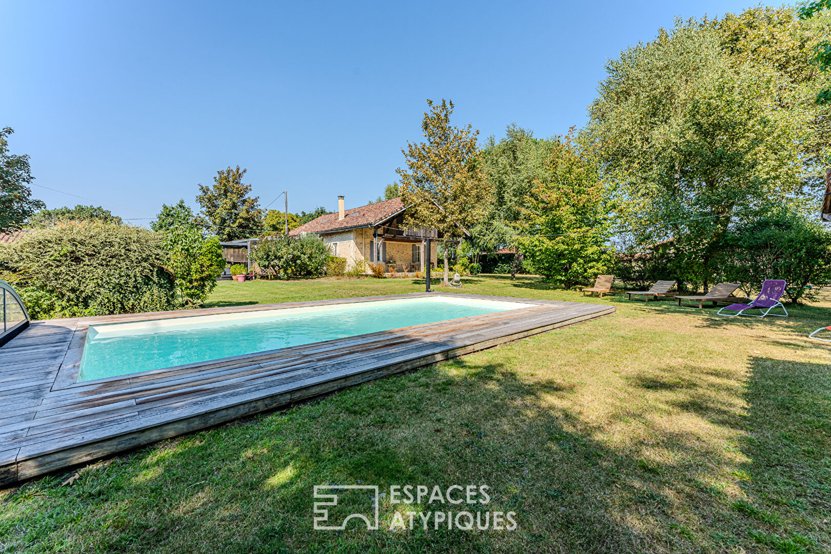 Authentique maison en pierre et son parc aboré