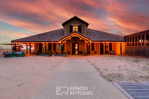 Villa emblématique en première ligne face à l’océan Atlantique