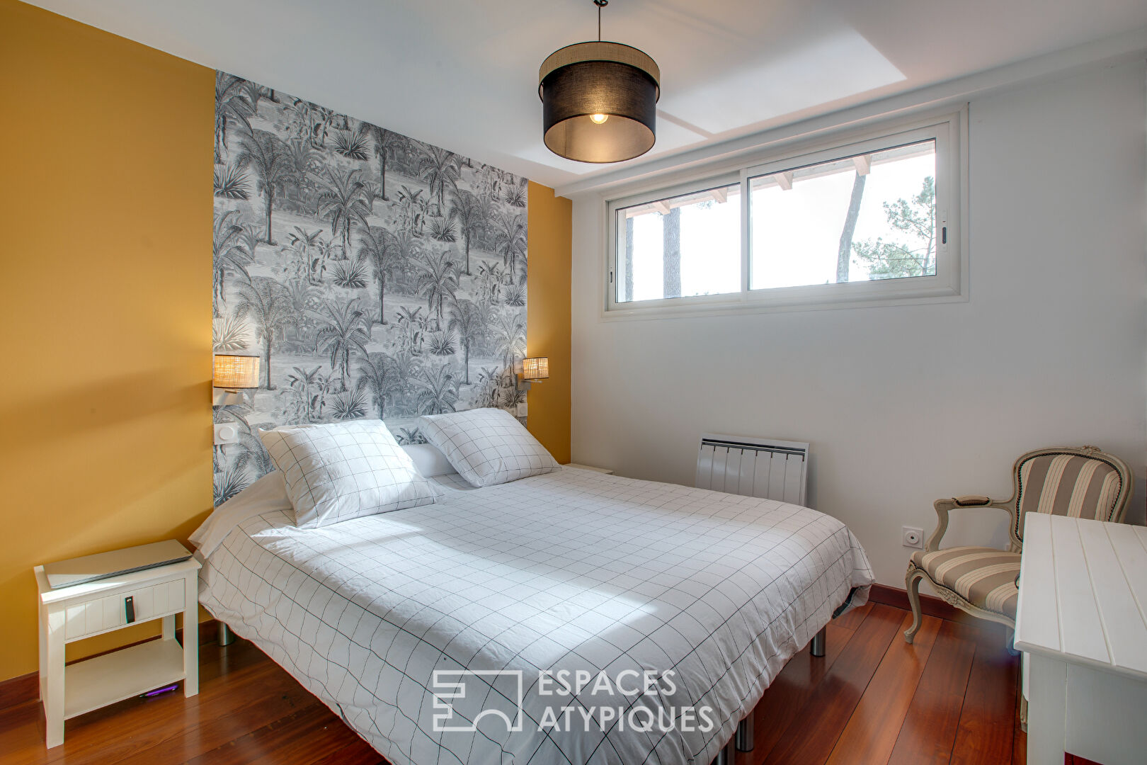 Elégance contemporaine au coeur d’un écrin boisé