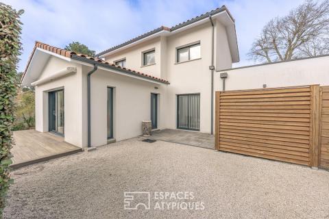 Villa contemporaine avec studio indépendant et piscine