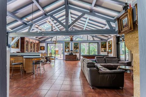 Propriété Landaise avec piscine au coeur d&rsquo;un environnement boisé