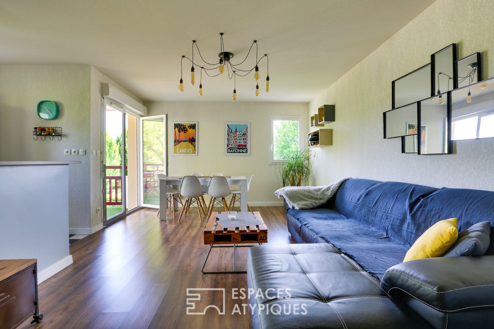 Appartement avec terrasse et piscine