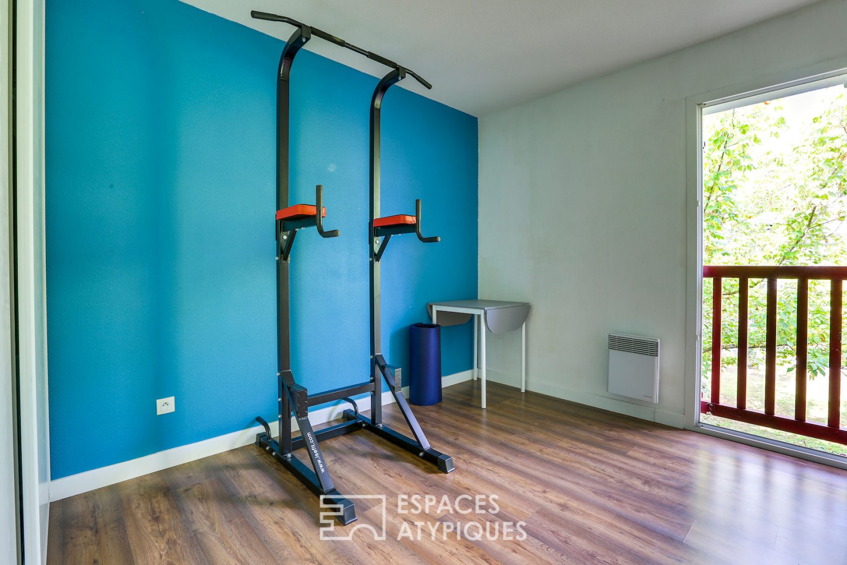 Appartement avec terrasse et piscine