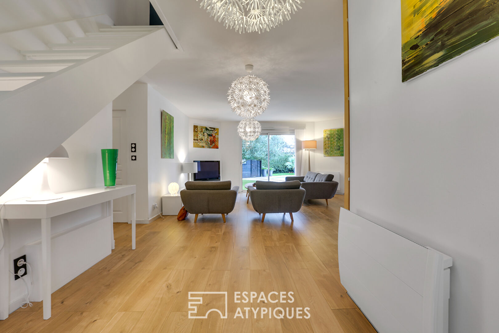 La lumineuse contemporaine