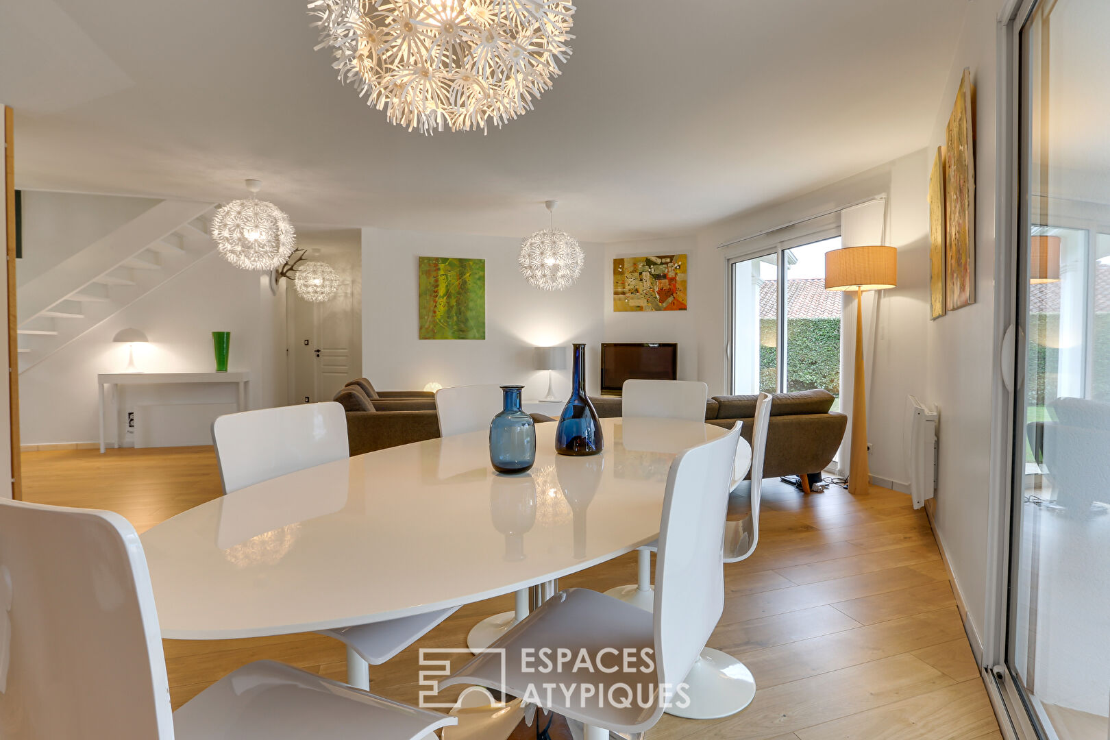 La lumineuse contemporaine