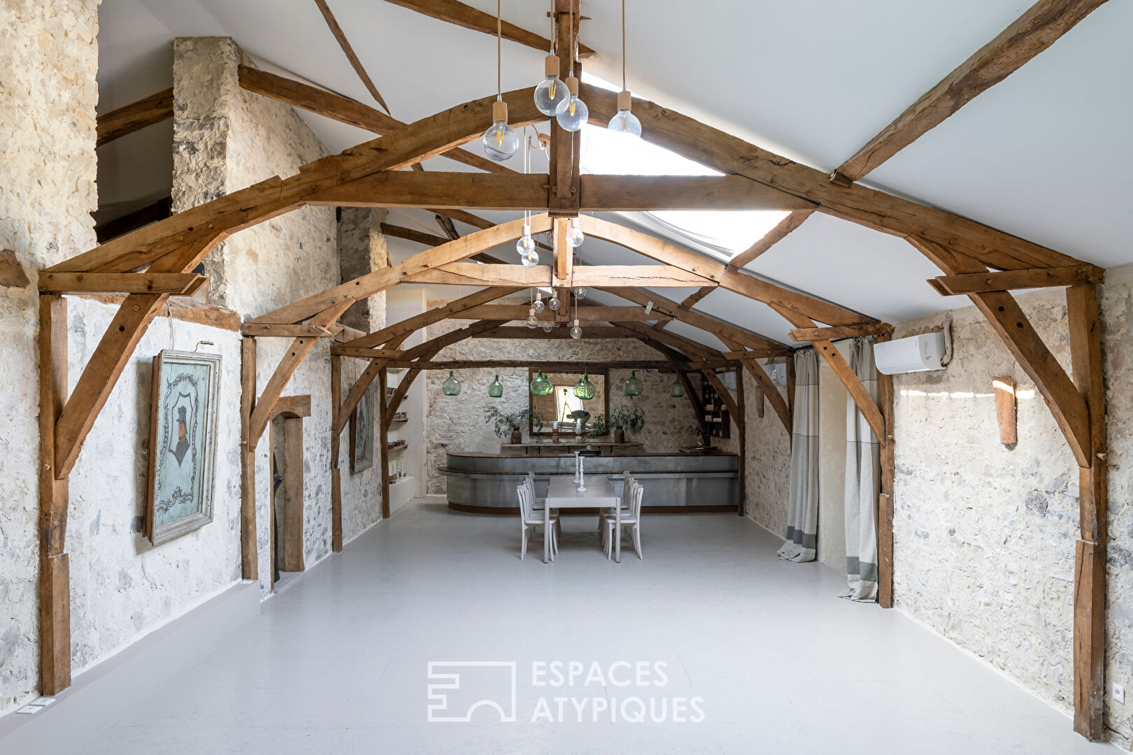 Exceptional estate on the borders of the moors and the Basque country.