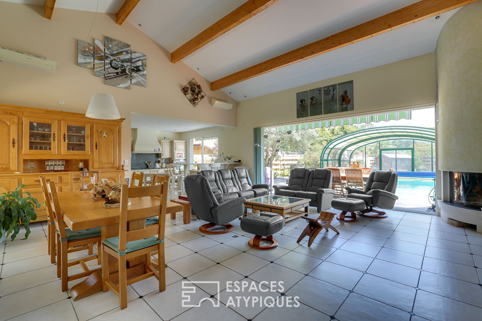 Villa familiale avec piscine toutes saisons