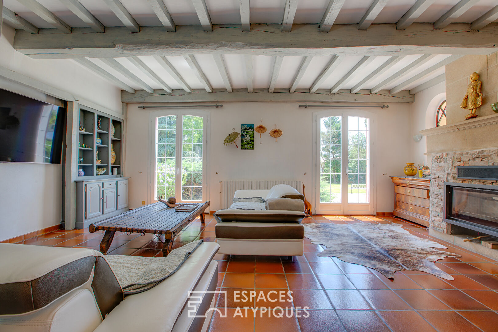 Maison style Anglo-Normand avec piscine