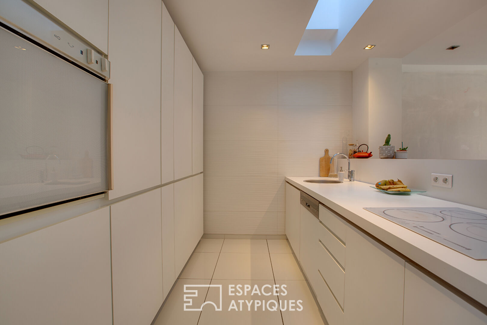 Family architect’s house with a Zen spirit