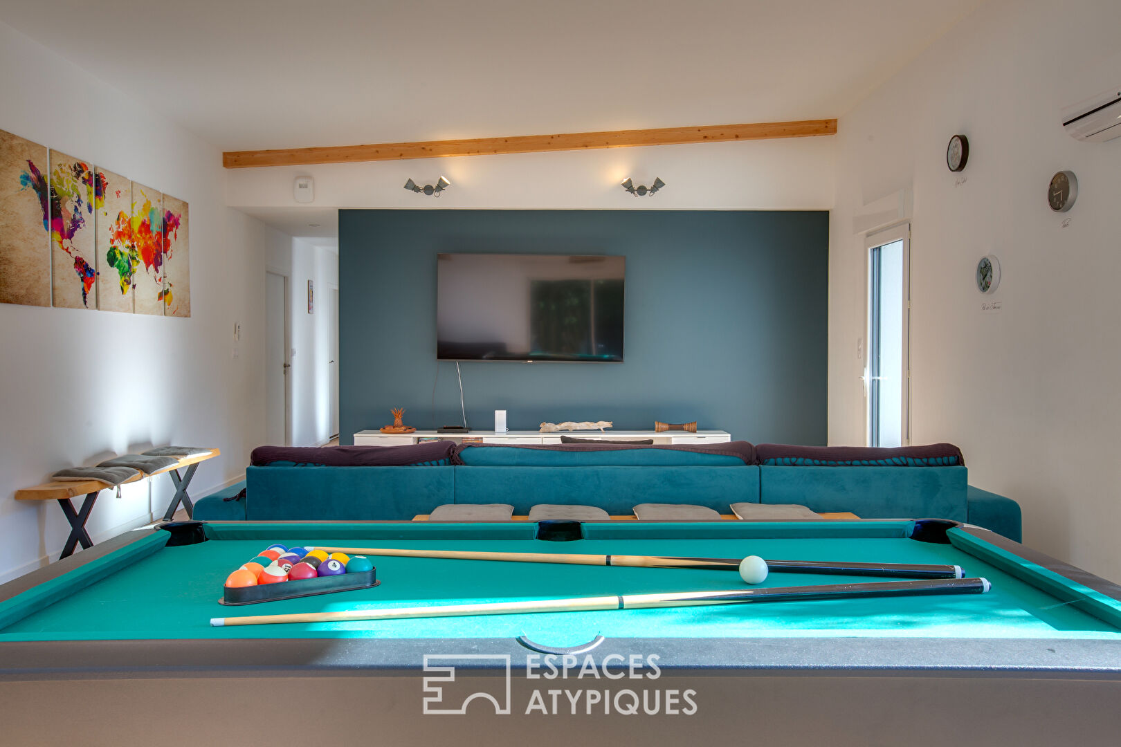 Architect’s house in a privileged environment