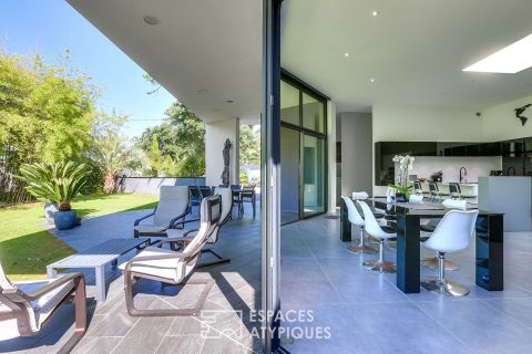 Villa d’architecte ultra-contemporaine aux portes de l’océan