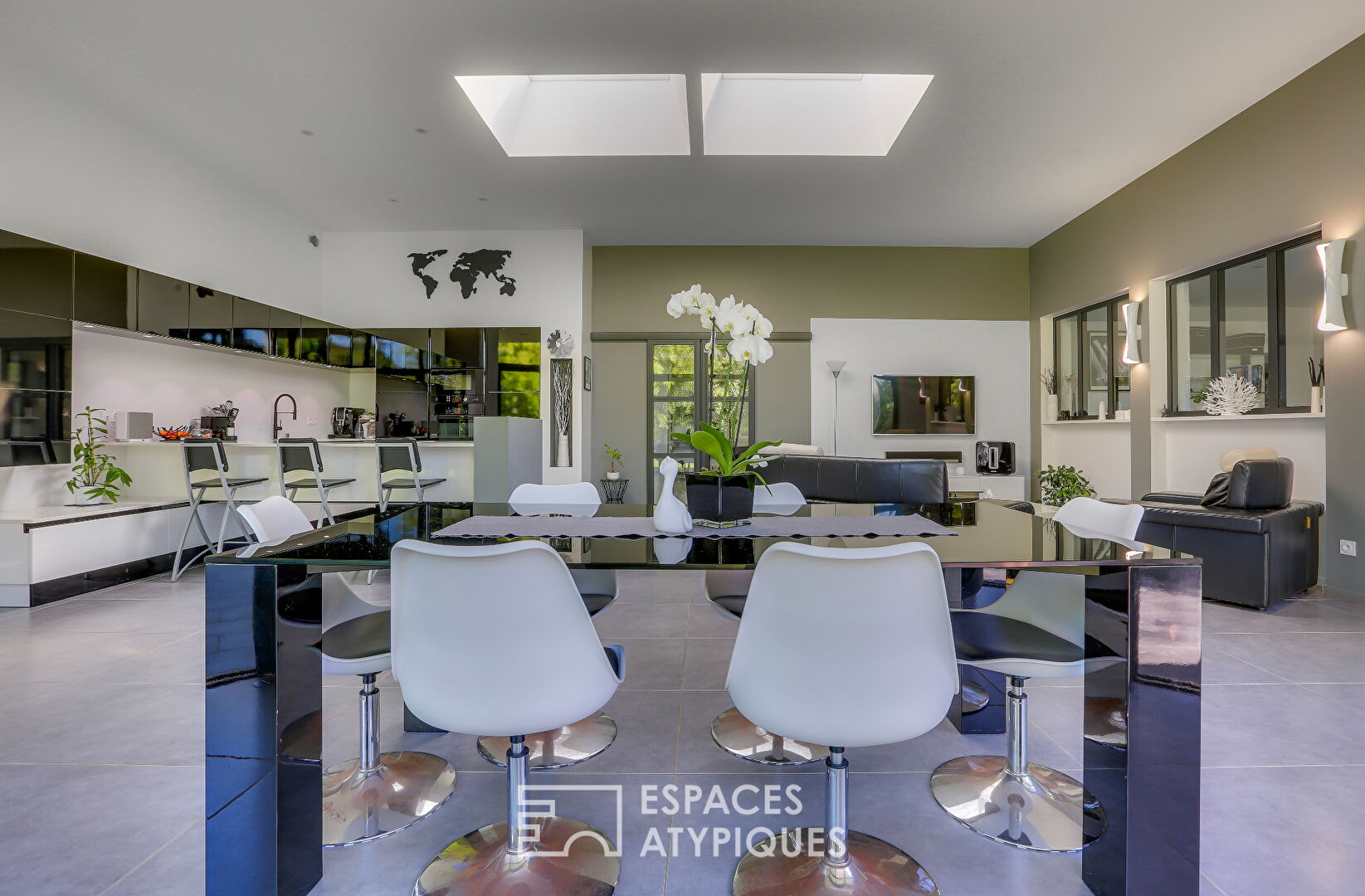 Villa d’architecte ultra-contemporaine aux portes de l’océan