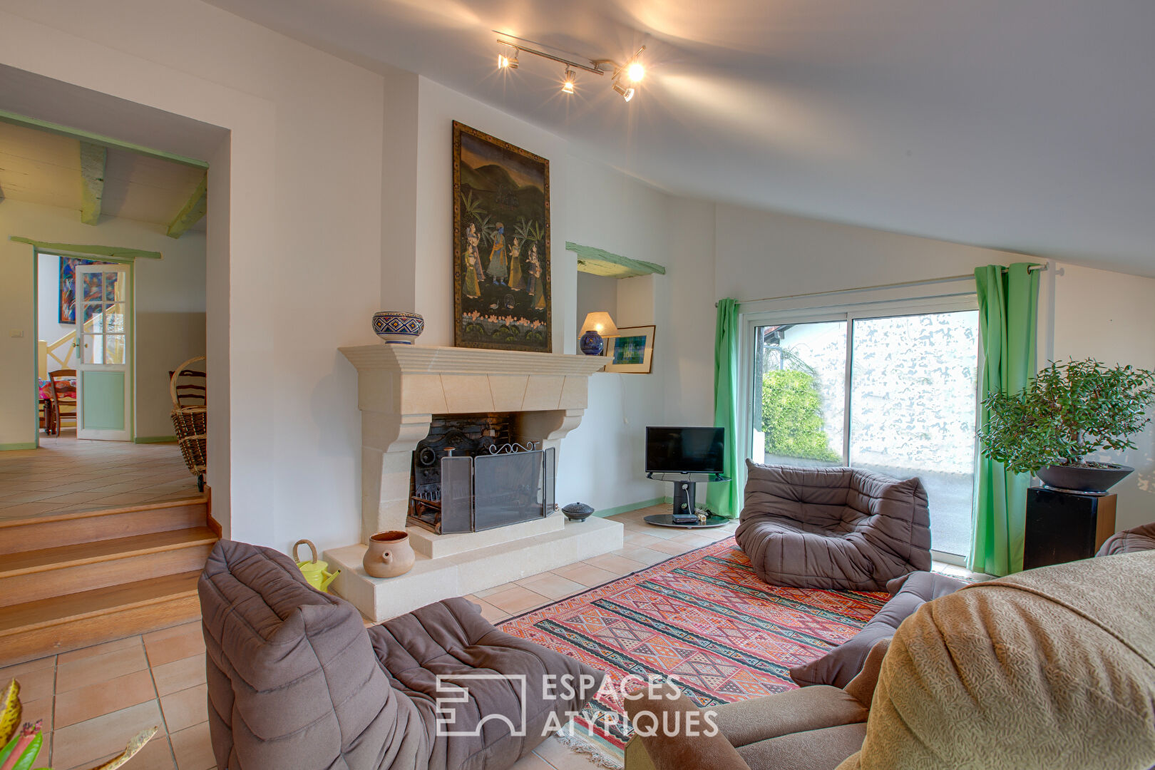 Authentic renovated Landes farmhouse and its outbuildings