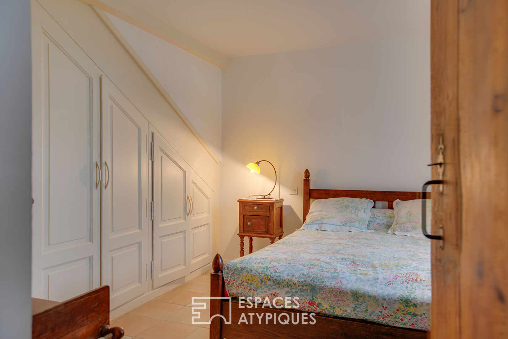 Authentic renovated Landes farmhouse and its outbuildings