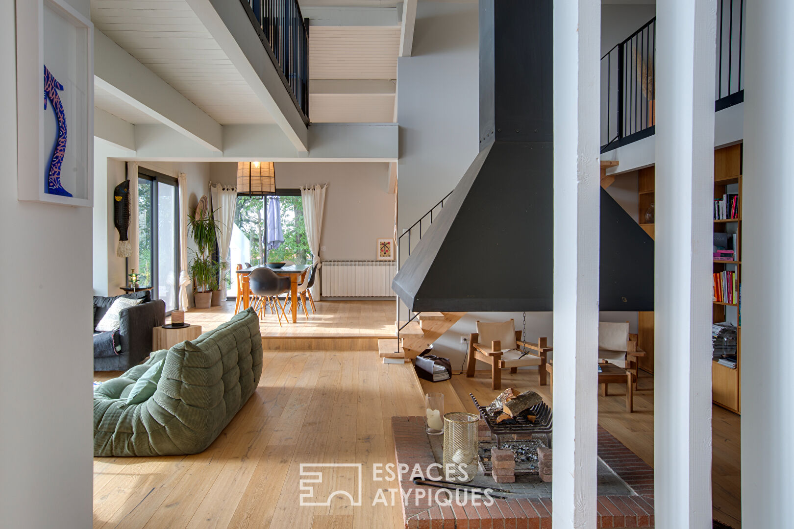 Maison d’architecte des années 80 modernisée