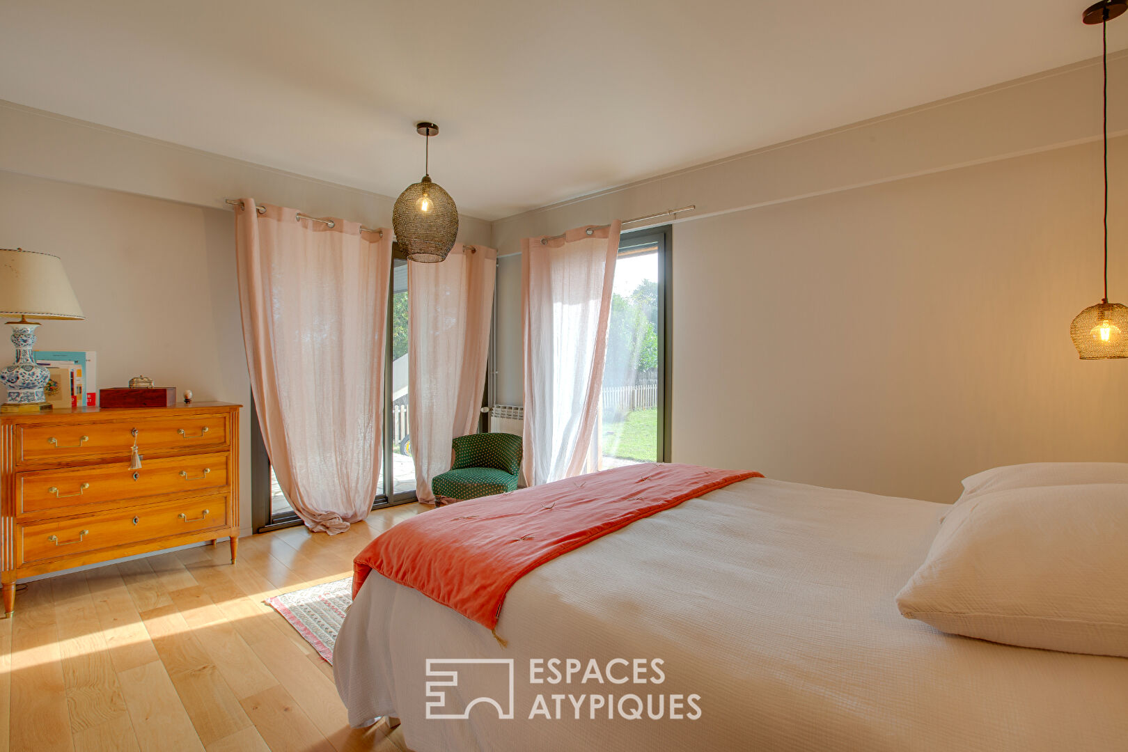 Maison d’architecte des années 80 modernisée