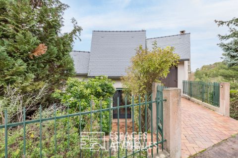 Maison La Ferte Alais 6 pièce(s) 214 m2