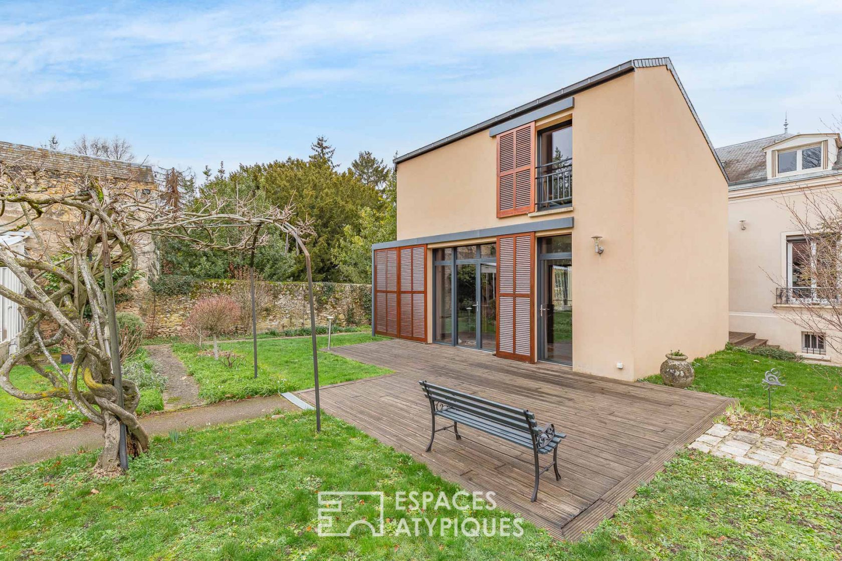 Maison de charme dans son écrin de verdure