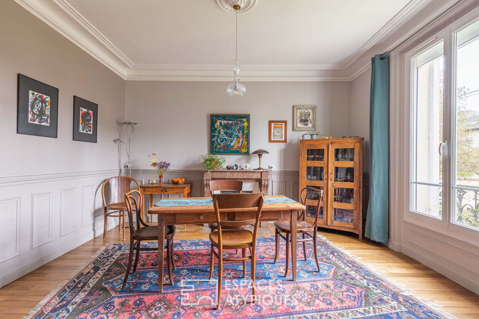 Maison de charme dans son écrin de verdure