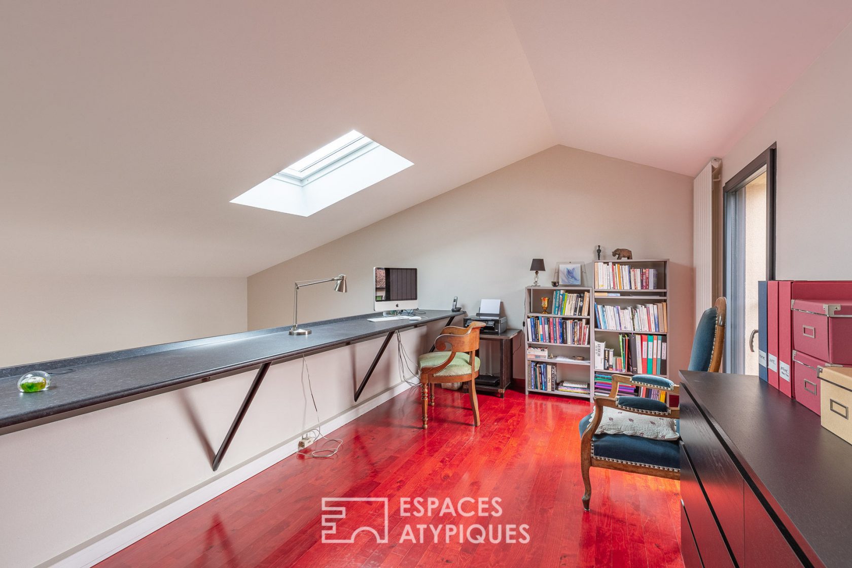 Maison de charme dans son écrin de verdure