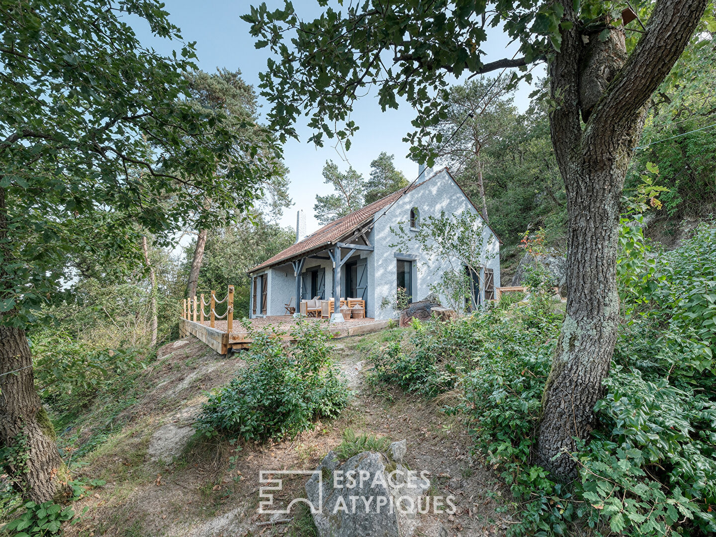 La Maison sur la colline