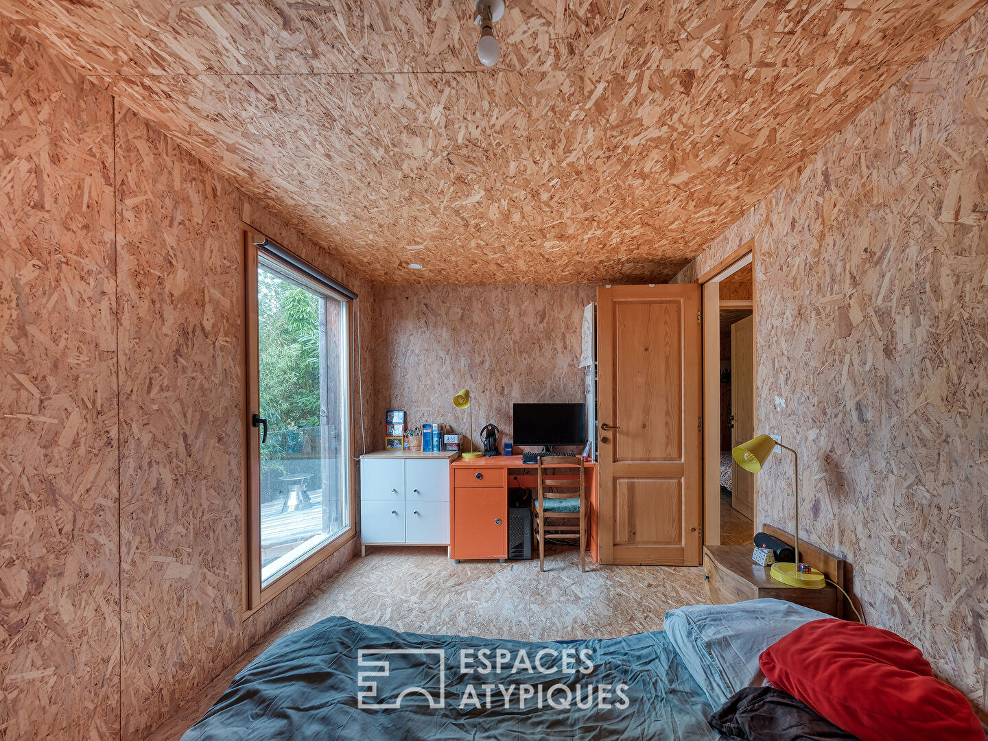 La Maison d’architecte en Bois et son écrin de verdure