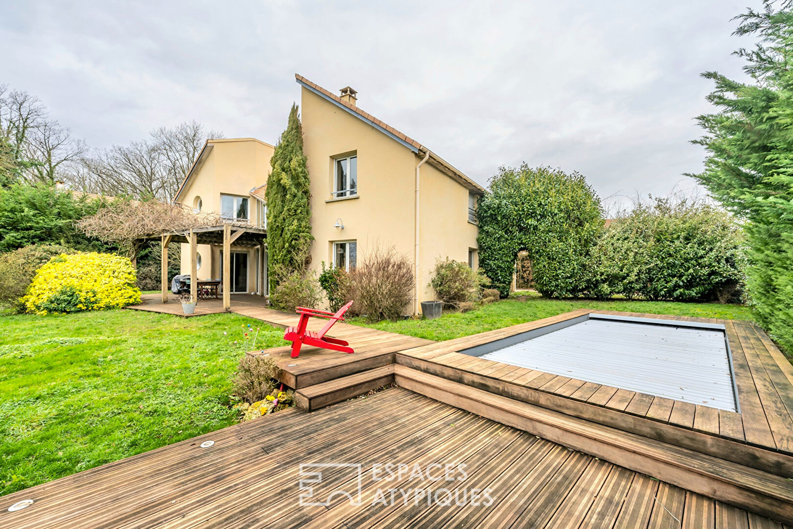 La maison d’architecte au calme et sans vis à vis