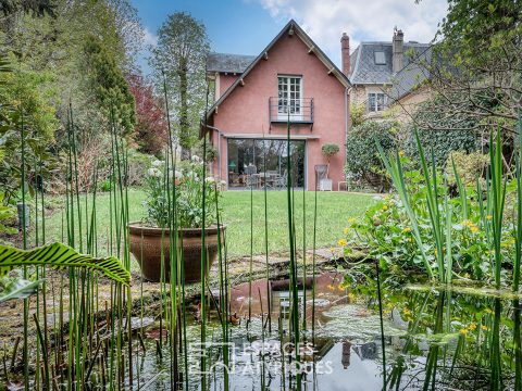 Maison meulière rénovée avec jardin et extensions dans un quartier recherché de Soisy-sur-Seine