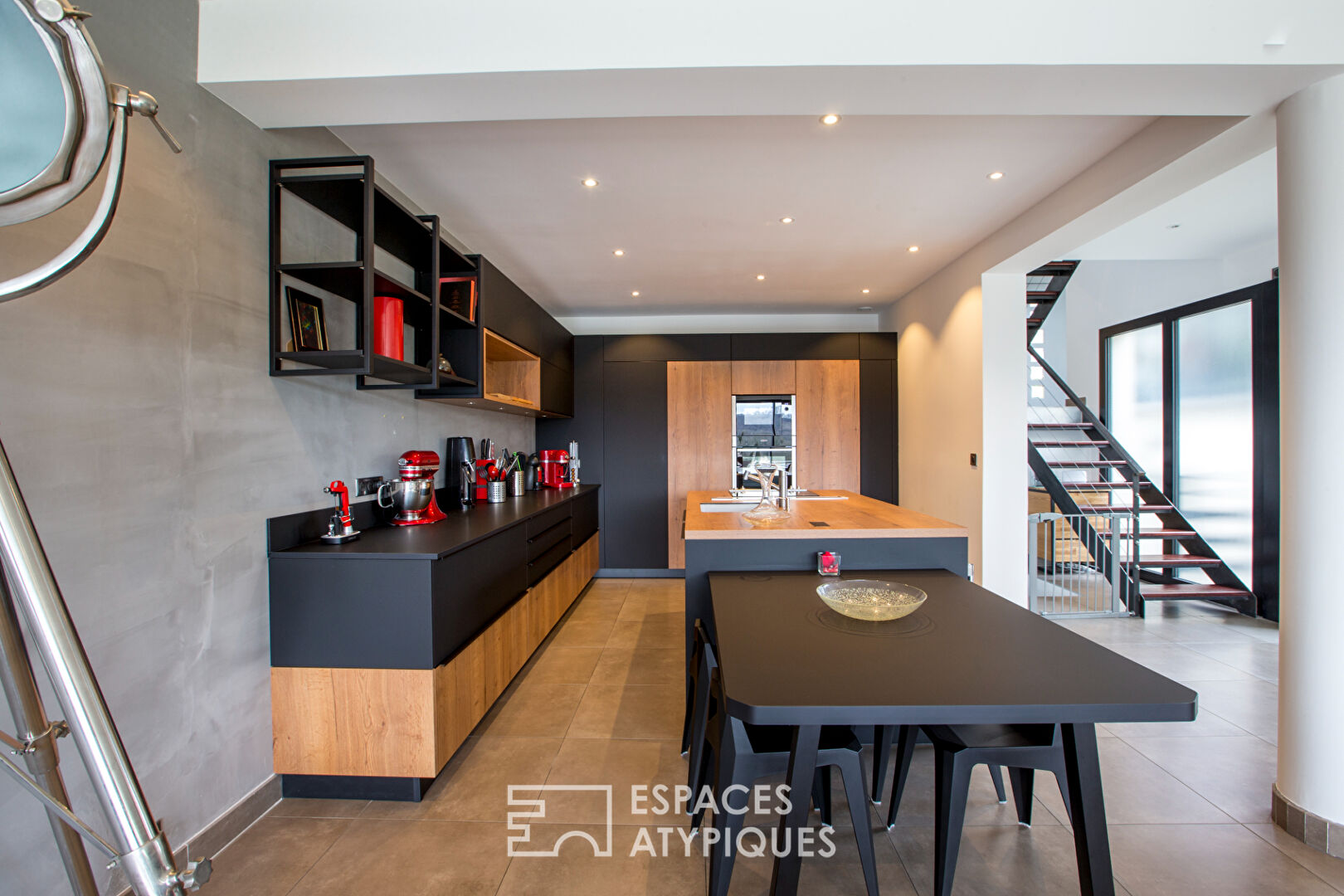 Maison d’architecte avec vue sur la vallée