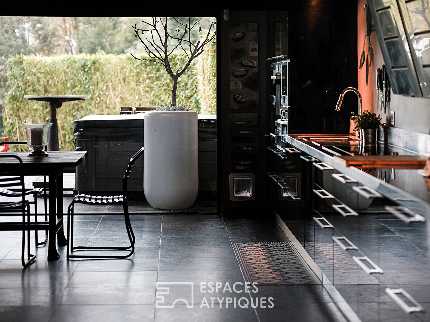 Loft d’exception au bord de l’eau, avec jardin et piscine intérieure