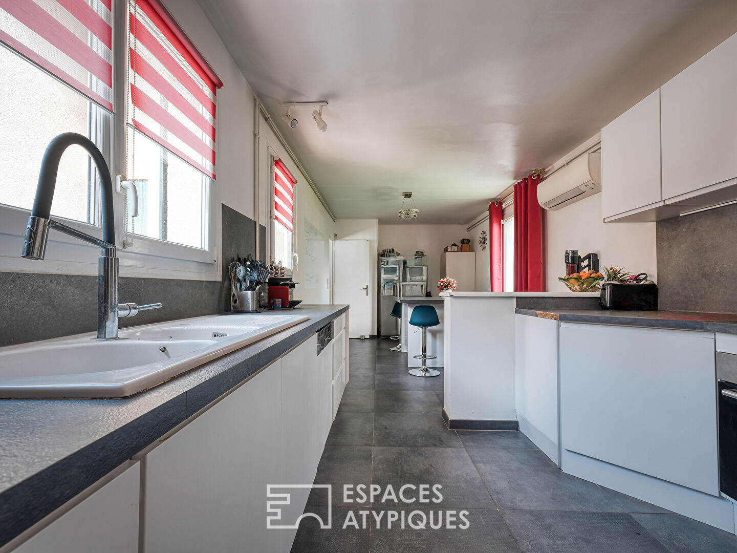 À Boutigny-sur-Essonne, une maison d’architecte entre nature, lumière et vie équestre