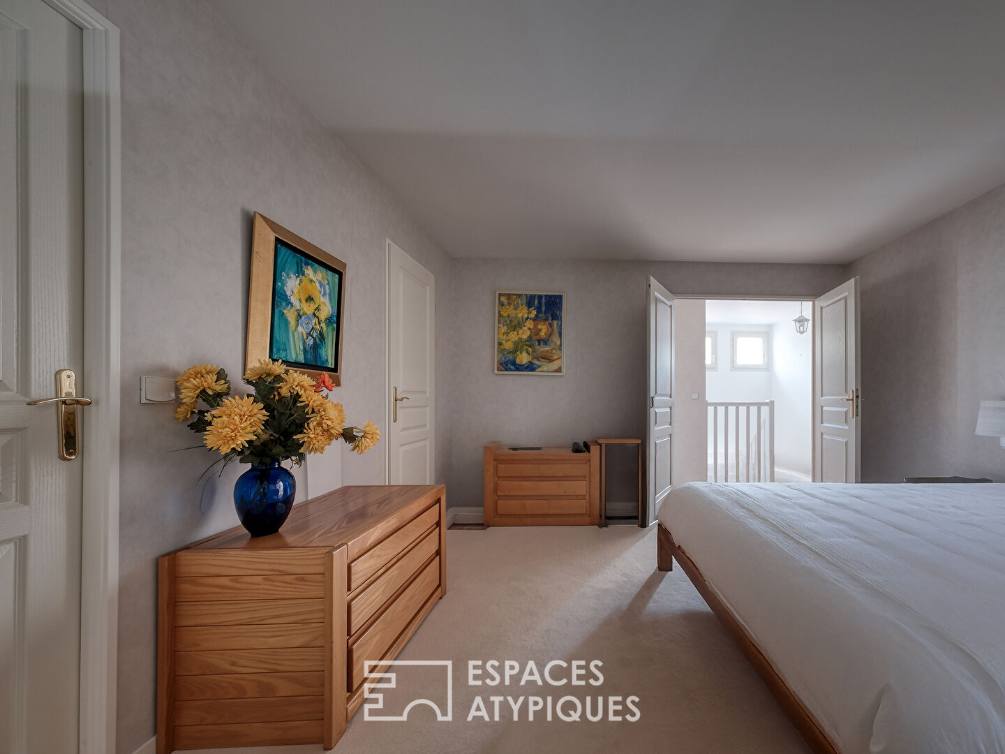 Maison familiale dans un domaine privé à Étiolles avec spa et jardin