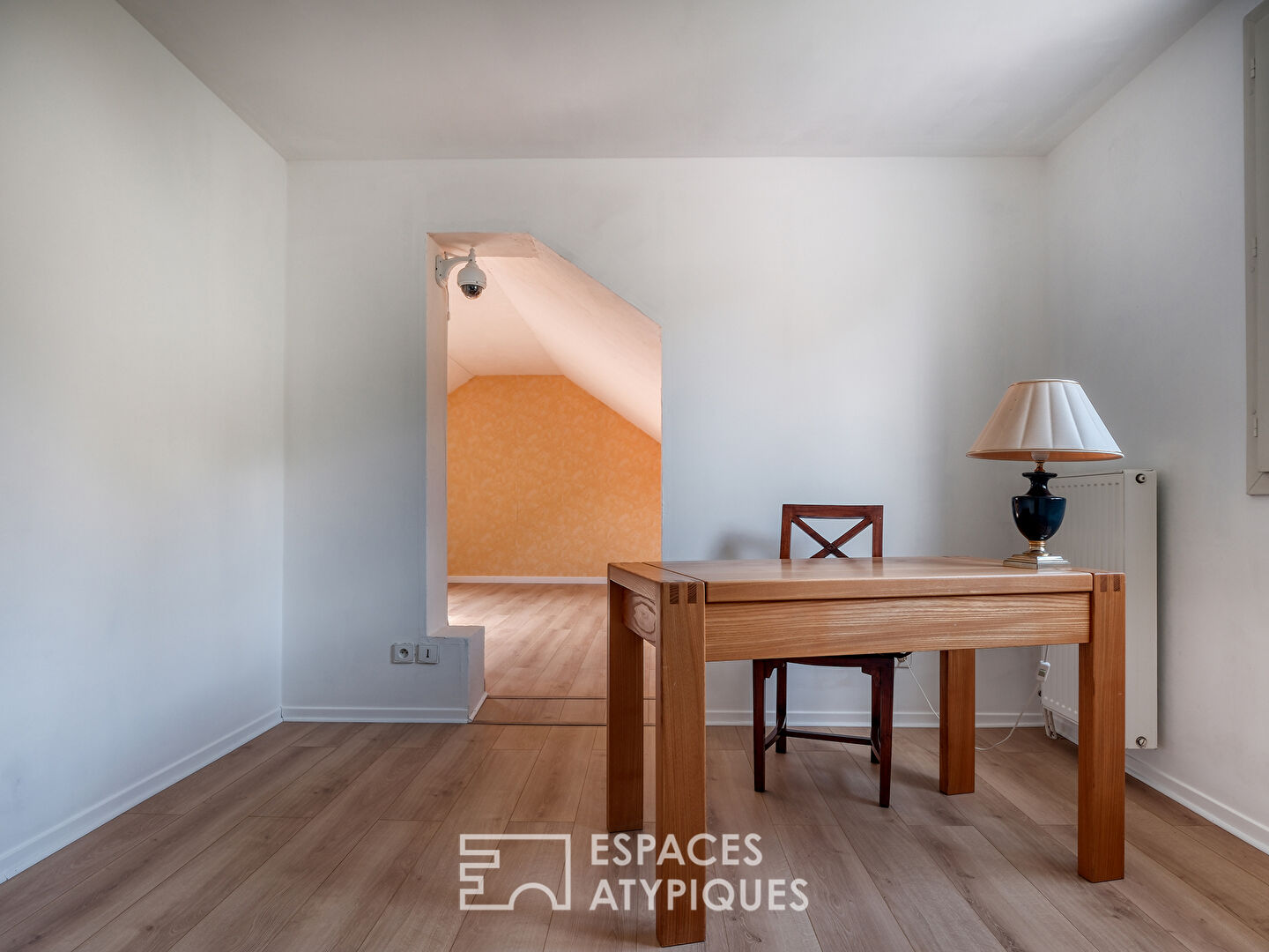 Maison familiale dans un domaine privé à Étiolles avec spa et jardin