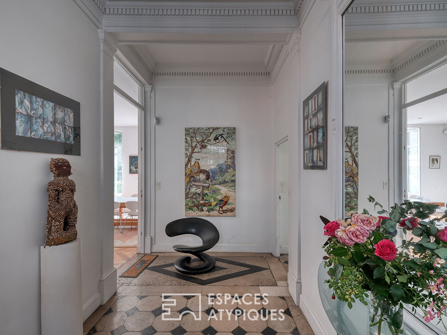 Une adresse rare à Étampes, ville royale, volumes d’exception et cadre verdoyant
