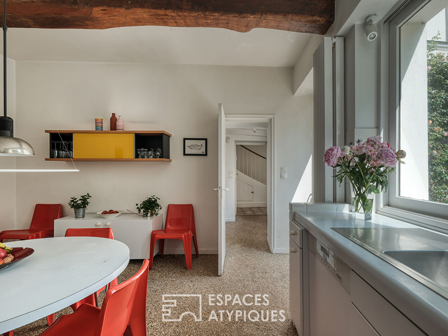 Une adresse rare à Étampes, ville royale, volumes d’exception et cadre verdoyant