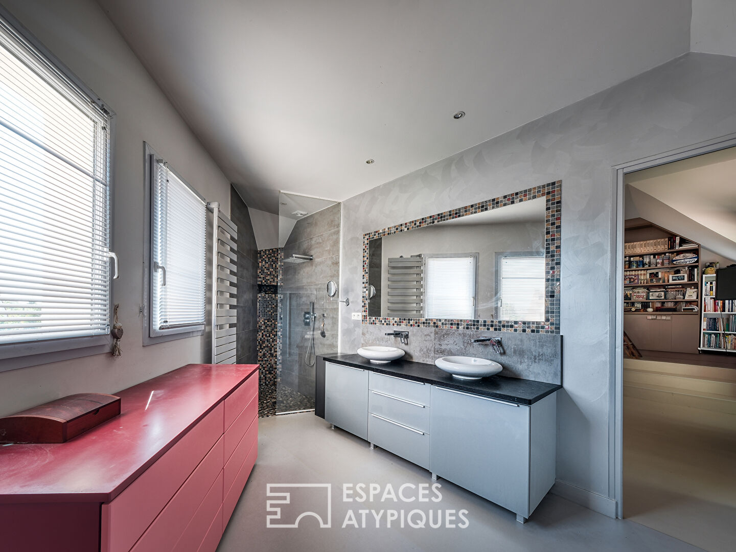 La maison contemporaine aux volumes XXL à Moigny sur Ecole