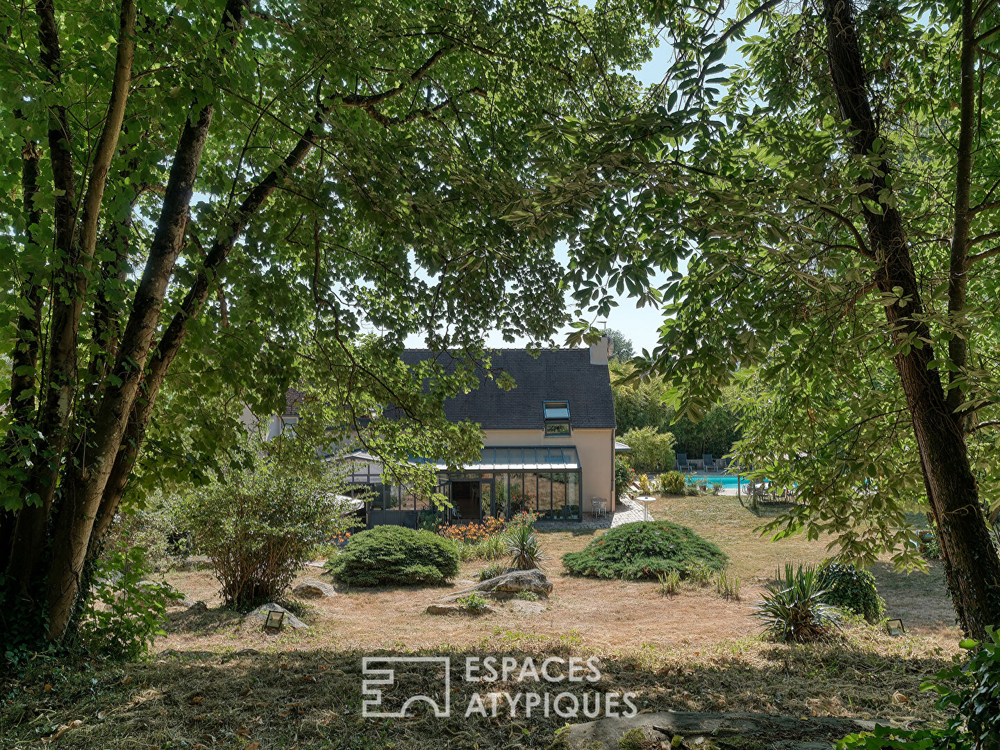 La maison contemporaine aux volumes XXL à Moigny sur Ecole