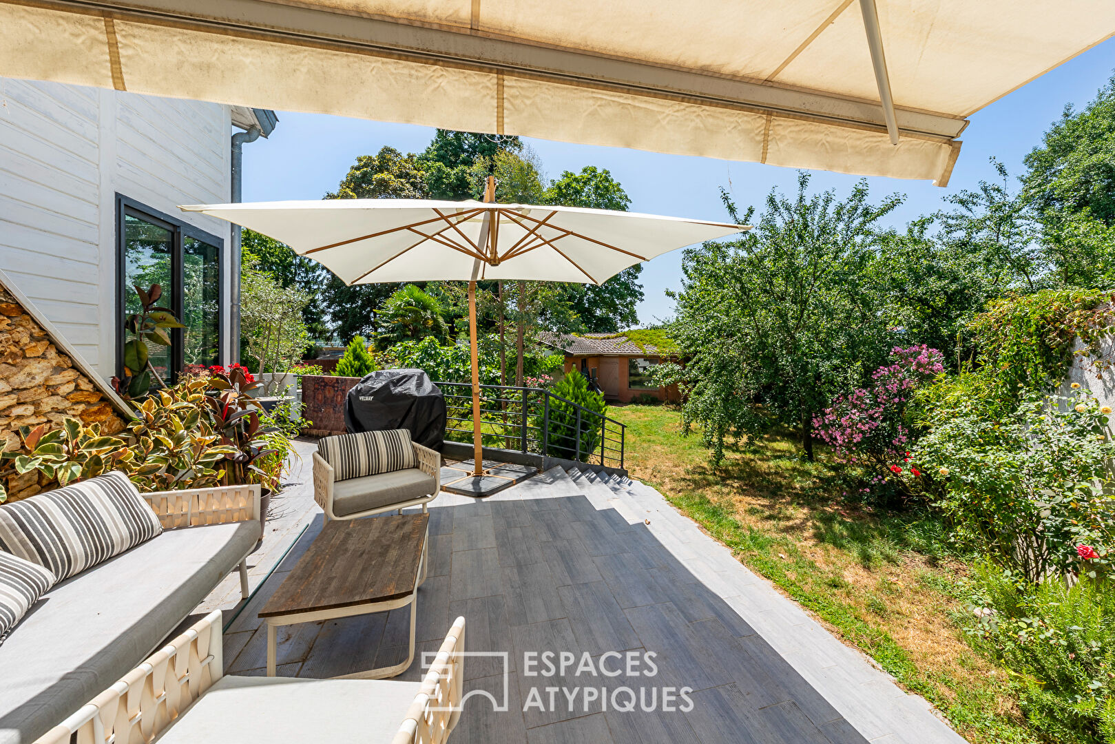 La maison d’architecte avec jardin