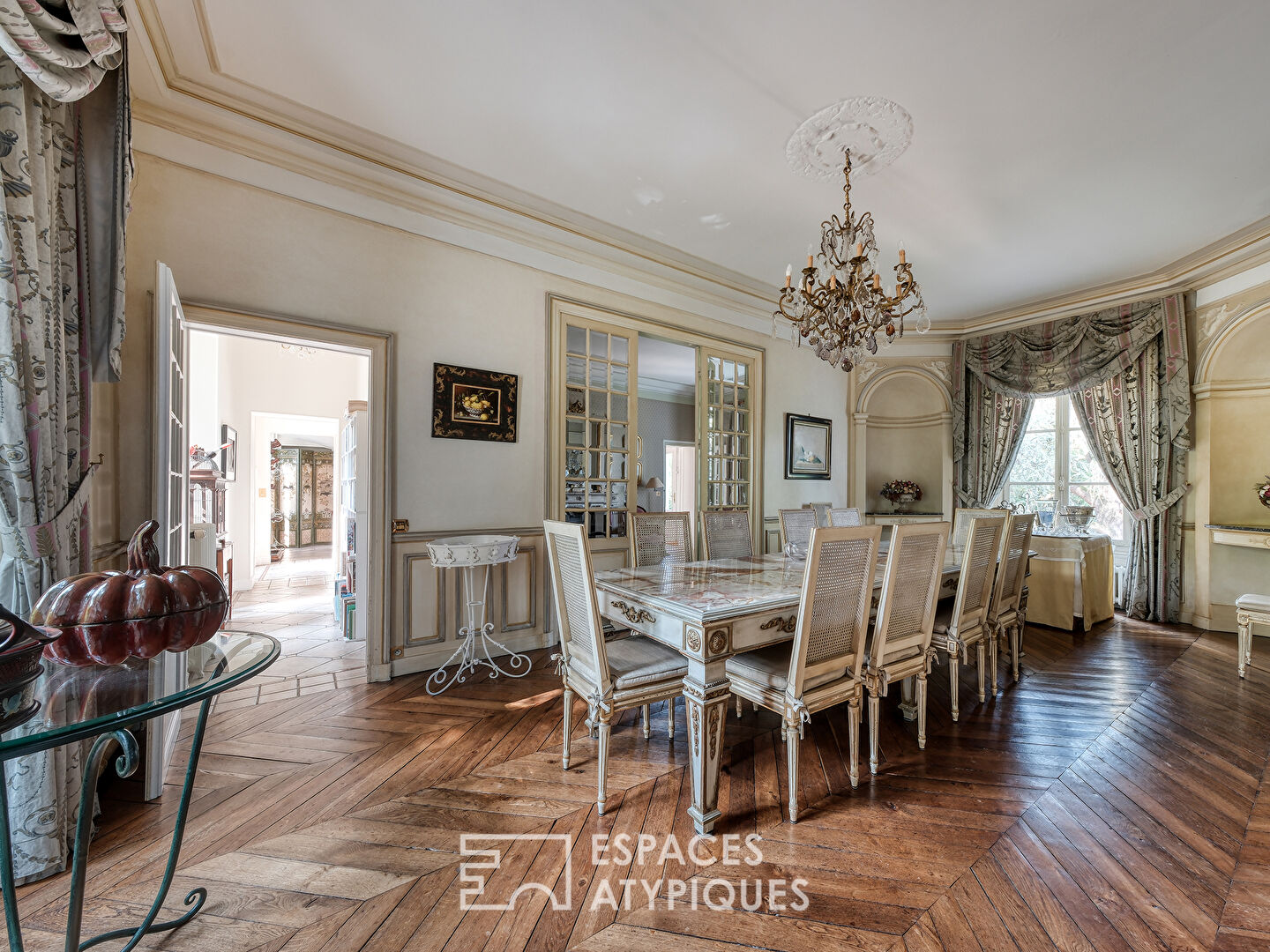 Maison de maître avec jardin d’exception en centre-ville