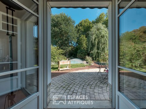 Maison de charme avec belle pièce de vie, piscine et triple garage