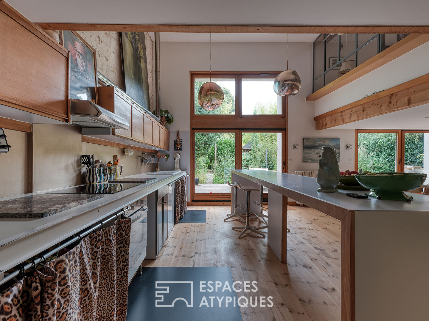 La grange revue par un architecte avec un jardin au calme et sans vis-à-vis