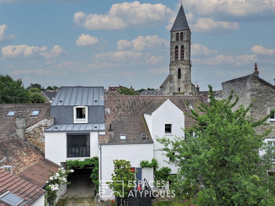 Immeuble de Caractère au Coeur de Mennecy. Studio, T2 et magnifique duplex.