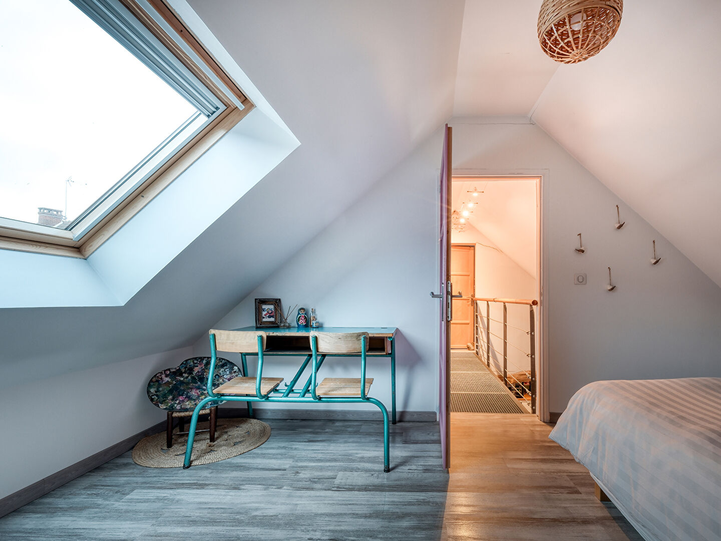 Grange rénovée à l’esprit contemporain et authentique