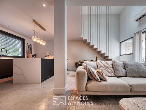 La maison d&rsquo;architecte rénovée avec piscine dans le centre historique de Savigny-sur-Orge