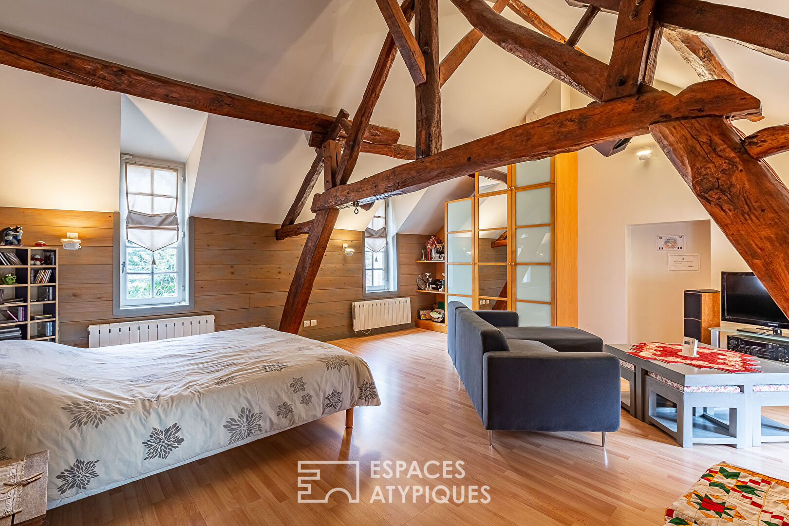 La propriété de caractère et son parc arboré